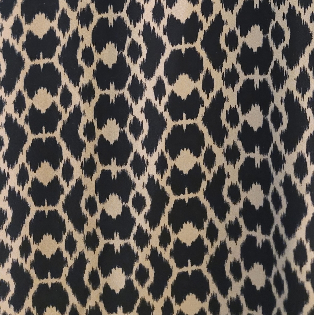 Avenue - (Plus-Size) Animal Print Lightweight Sleeveless Top With Front Buttons - Picture 3 of 3